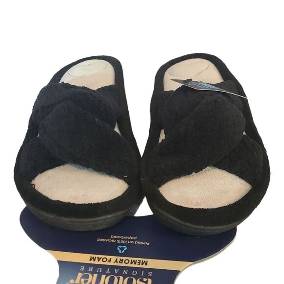 Isotoner Black Memory Foam Slippers Size 7.5-8 - Picture 1 of 8